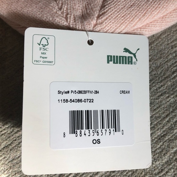💙Two Puma cream beanie/hats os - Picture 4 of 5